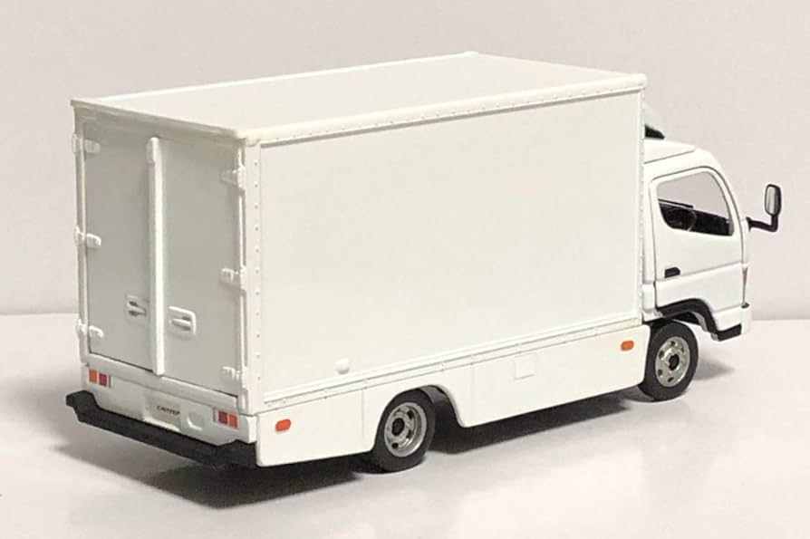 ダイヤペット　三菱ふそうキャンター（引越トラック仕様） DIAPET】1/43 三菱ふそう キャンター - YouTube